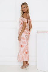 Robe longue rose à épaules dénudées « Garden Romance »