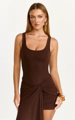 Mini-robe Rosalie - Robe cache-cœur moulante à nouer sur le devant, couleur chocolat