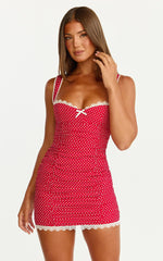 Mini-robe Camille - Robe moulante bustier froncée bordée de dentelle rouge