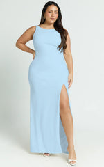 Robe longue Indi - Robe fourreau près du corps à col bateau, bleu clair