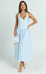 Robe mi-longue Beckett - Robe col rond, taille basse en V, jupe froncée bleue