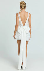 Robe Courte Gianna - Robe Droite Col Montant Ivoire