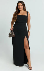 Robe longue Donna - Robe colonne col bénitier fendue haute noire