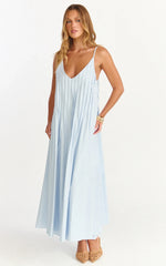Robe longue Estelle - Robe plissée col V bleue