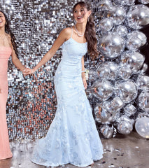 Robe de soirée sirène Gabi avec garniture florale à lacets