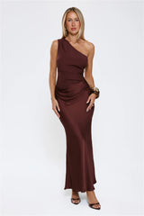 Robe longue en satin Starlit Darling marron