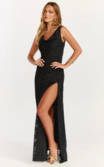 Robe longue Rachel - Robe jacquard noire à col bénitier et fente sur le devant