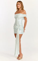 Mini-robe Myra - Robe asymétrique drapée à sequins bleu doux