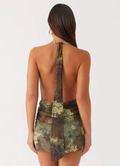 Mini-robe décolletée Eleanora – Fleurs cybernétiques