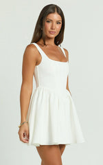 Robe Courte Aimee - Robe Corset Froncée Col Rond Blanche