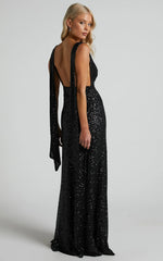 Robe longue Malisha - Robe dos nu à col bénitier et sequins noire