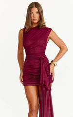 Mini-robe Baylee - Robe moulante asymétrique froncée couleur lie-de-vin