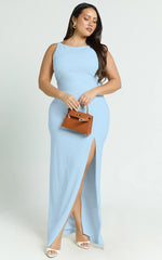 Robe longue Indi - Robe fourreau près du corps à col bateau, bleu clair
