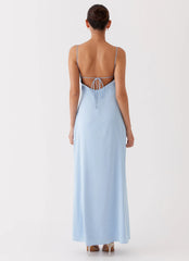 Robe longue en satin et dentelle Dream Sight - Bleu glacier