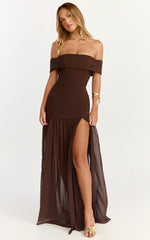 Robe longue Florence – Robe bustier à jupe transparente couleur chocolat