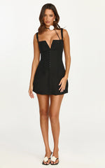 Mini-robe Odette - Robe trapèze à col V plongeant noire