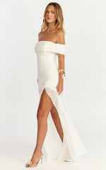 Robe longue Florence - Robe à épaules dénudées avec jupe transparente blanche