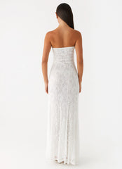 Robe longue en dentelle Lolita - Ivoire