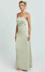 Robe longue Laurie - Robe bustier en satin drapé vert olive clair