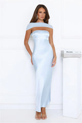 Robe longue bustier en satin enchanté étoilé bleue