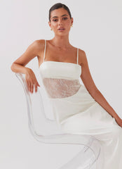 Robe longue en dentelle Palais Royale - Antique