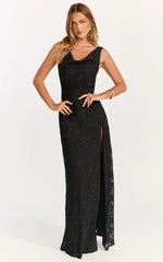 Robe longue Rachel - Robe jacquard noire à col bénitier et fente sur le devant