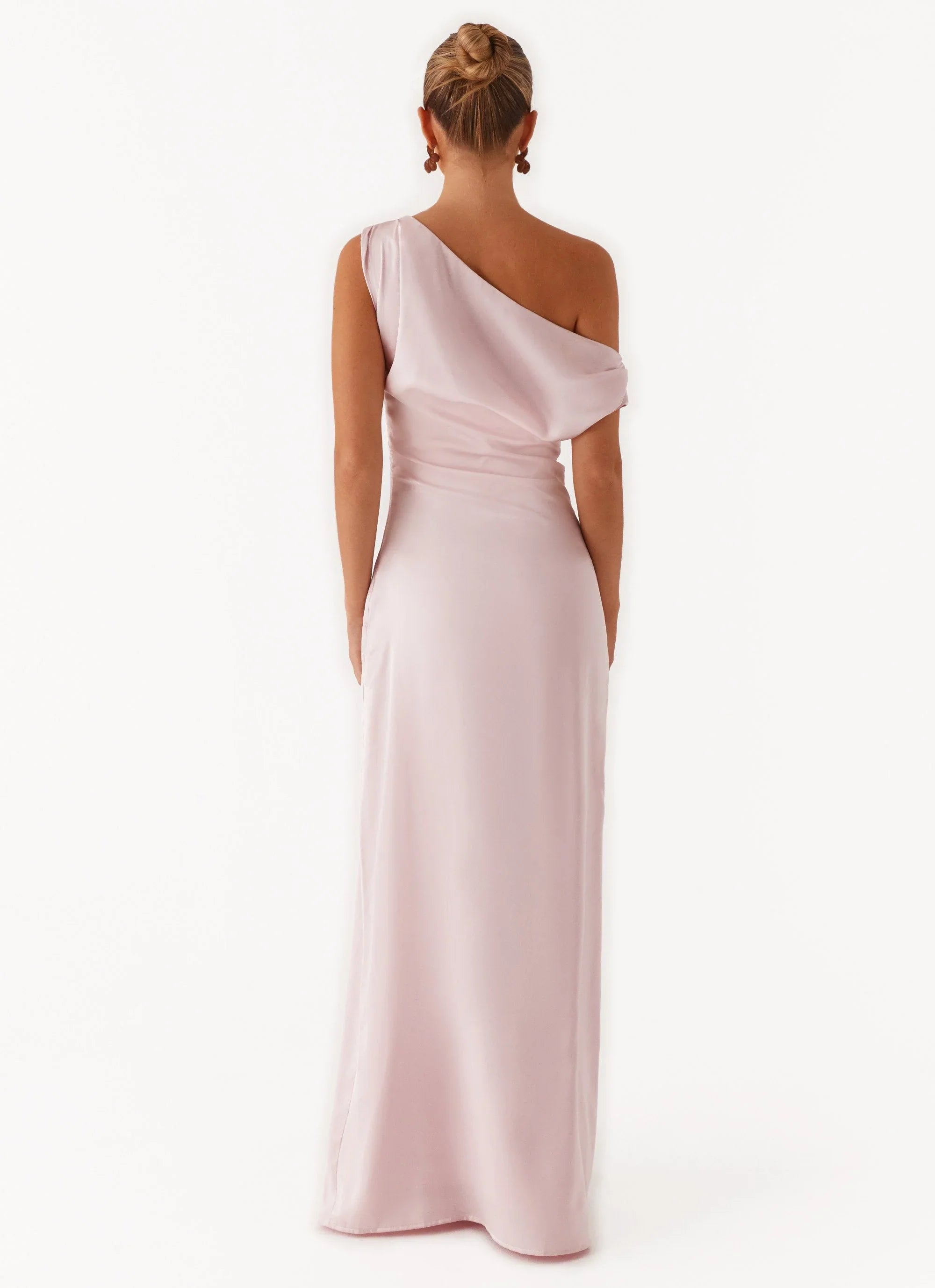 Robe longue en satin Heart Of Glass - Rose