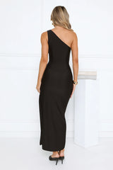 Robe longue asymétrique noire Evening Enchantress