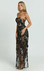 Robe longue Sienna - Robe colonne bustier noire à fleurs 3D