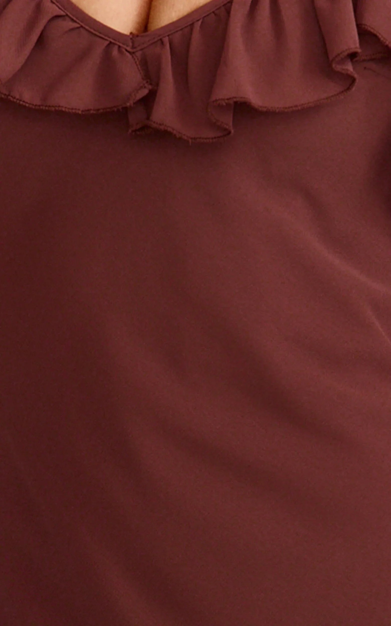 Robe longue Riley - Robe longue asymétrique à volants couleur chocolat