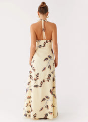 Robe longue à col licou Elvina - Délice de beurre frais