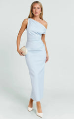 Robe midi Alexandria - Robe ajustée drapée à épaules dénudées bleue