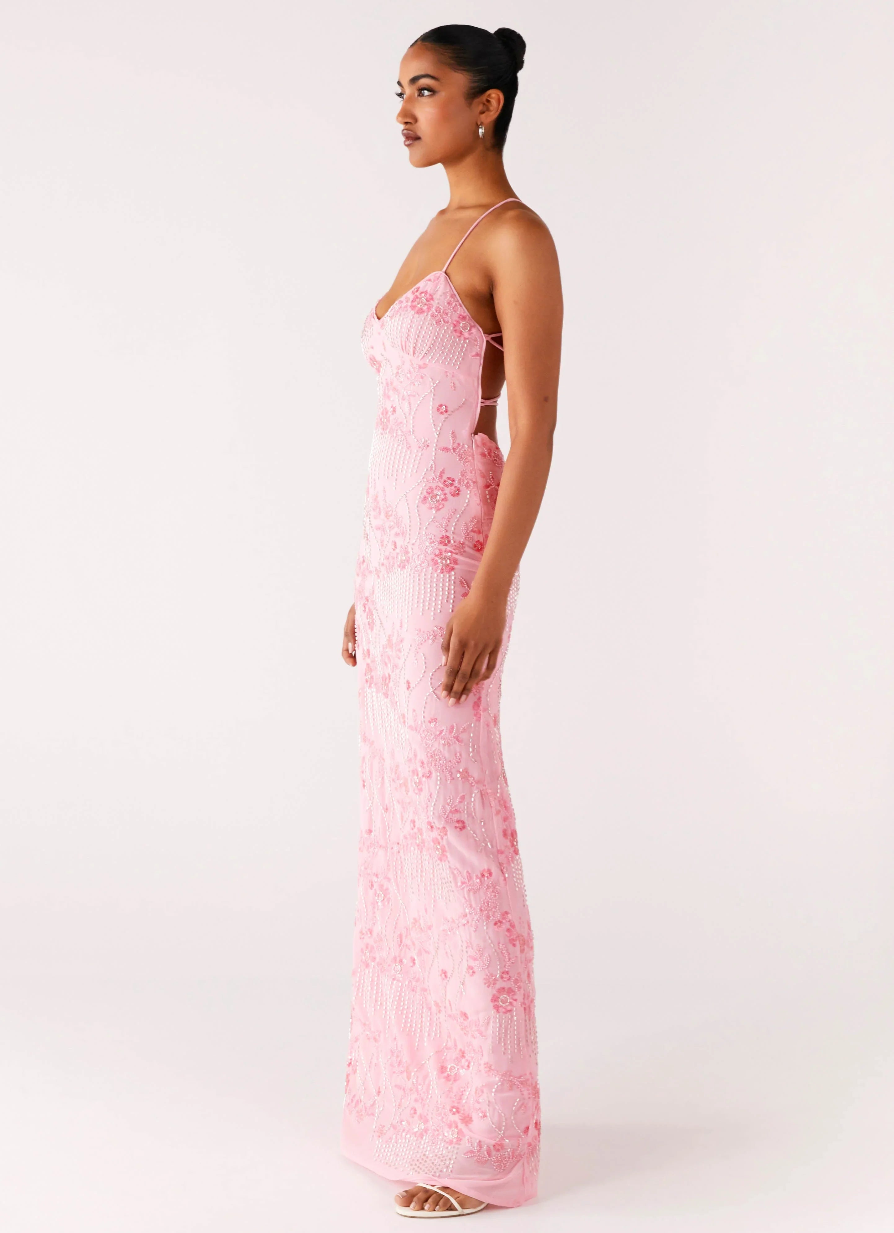 Robe longue à fines bretelles Vietta Sequin - Rose