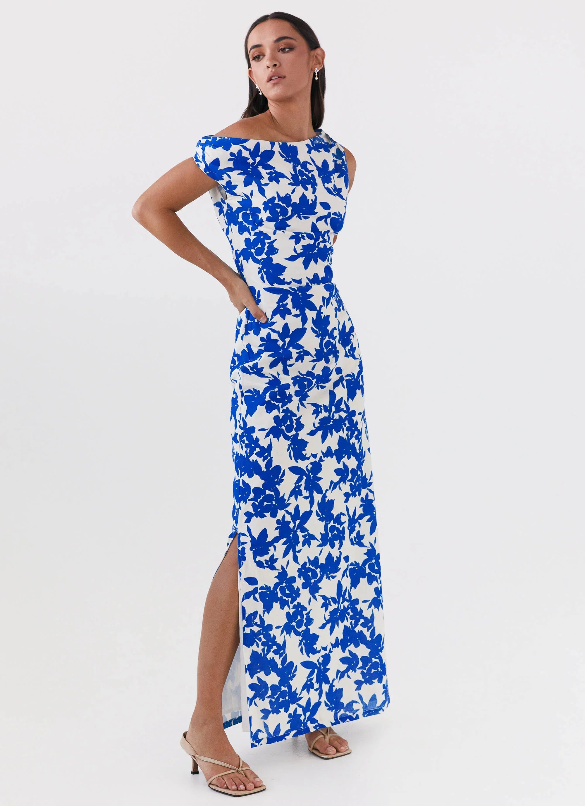 Robe longue à épaules dénudées Pyper - Imprimé floral bleu