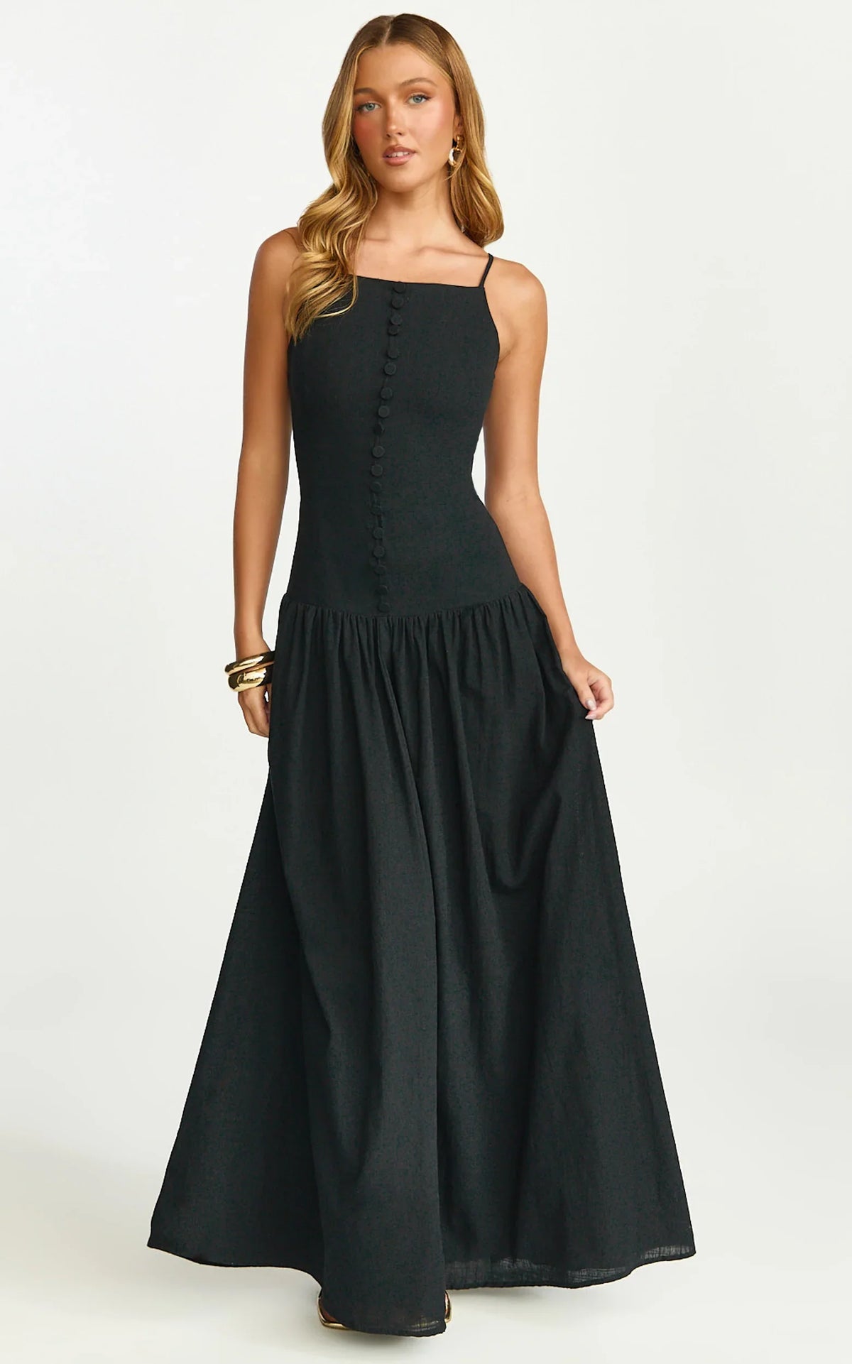 Robe longue Cortez - Robe boutonnée à encolure carrée et taille basse en noir