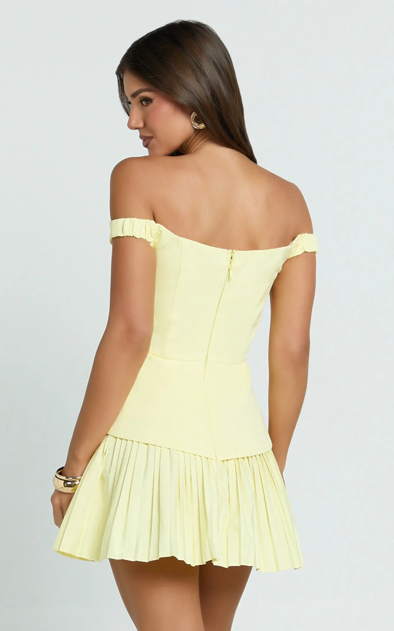 Robe Courte Izara - Robe Plissée Épaules Dénudées Citron