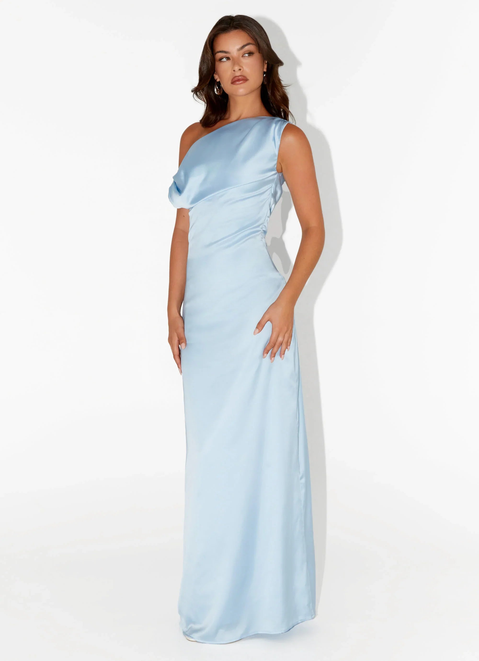 Robe longue en satin Heart Of Glass – Bleu