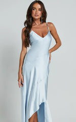 Robe longue Ylona - Robe nuisette asymétrique en satin coupé en biais drapé, bleu glacier