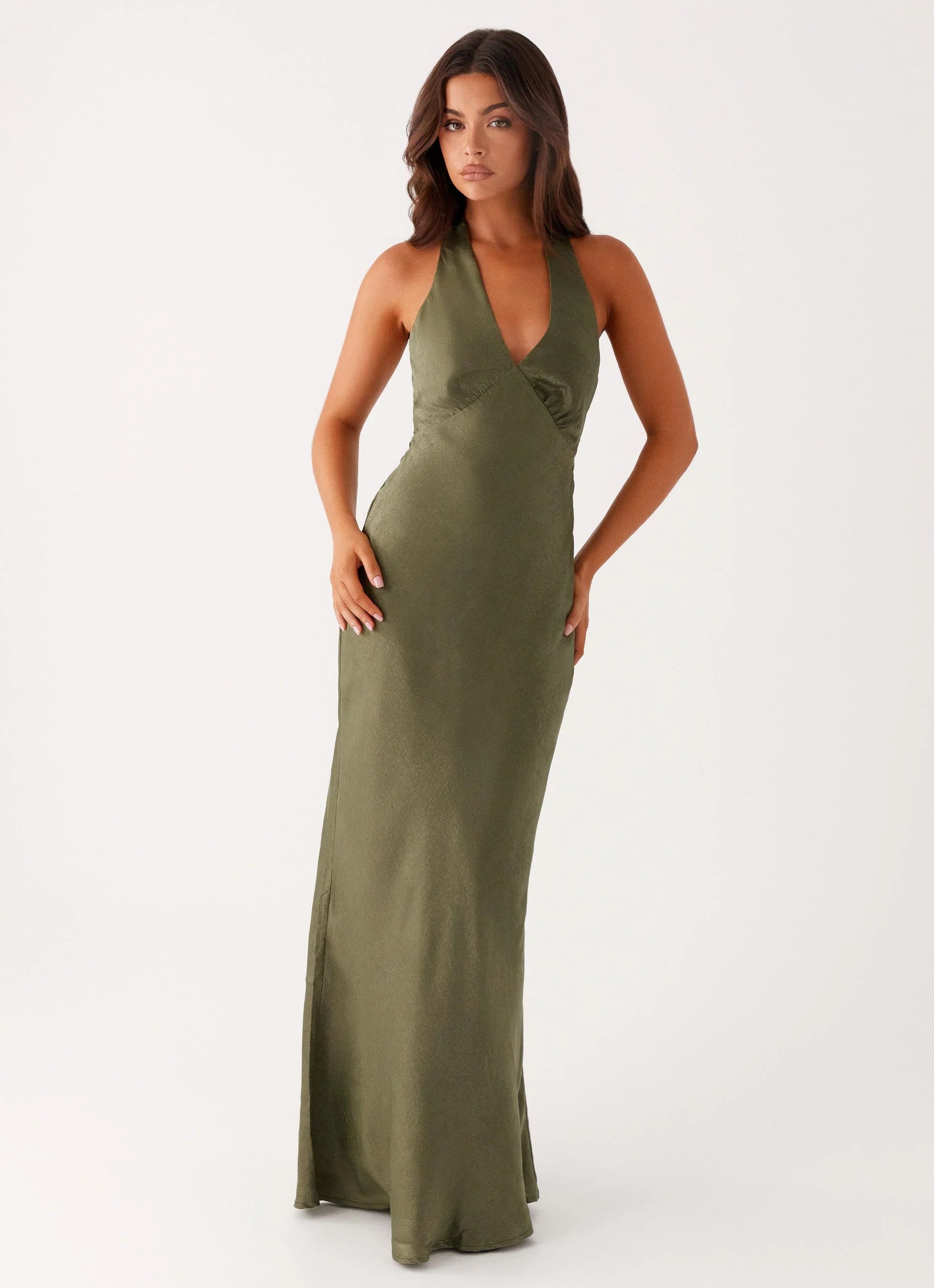 Robe longue en satin « Heavy Hearted » – Kaki