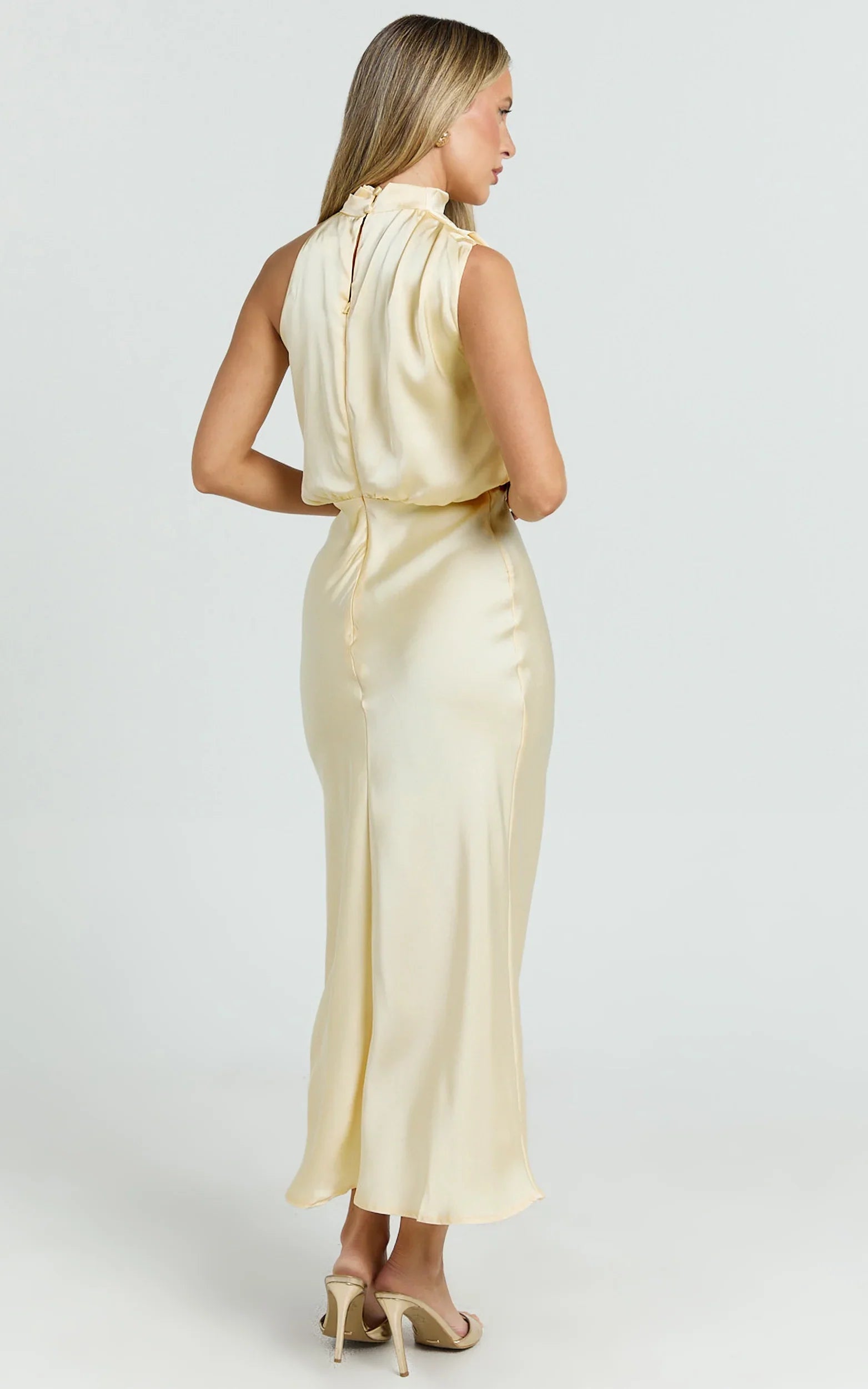 Robe Minnie Midi - Robe nuisette en satin à col drapé jaune beurre