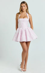 Maddy Mini Robe - Robe courte évasée à encolure carrée et dos nu rose
