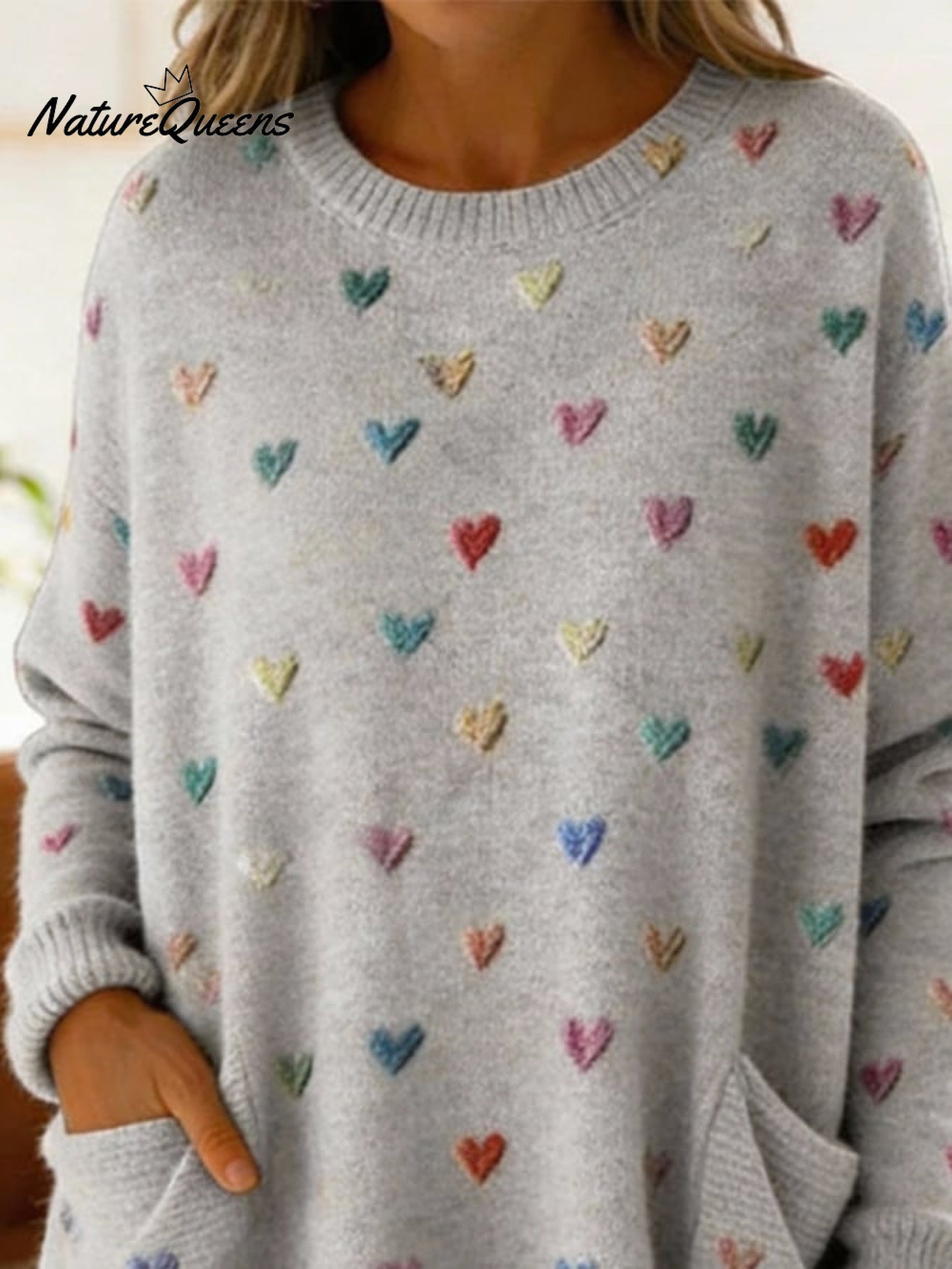 Women'S Casual Round-Neck Top With Heart Pattern