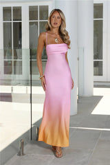 Robe longue en satin Amber Horizon couleur coucher de soleil
