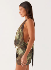 Mini-robe décolletée Eleanora – Fleurs cybernétiques