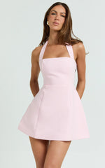 Mini-robe Dante - Robe rose à encolure dos nu et jupe tulipe