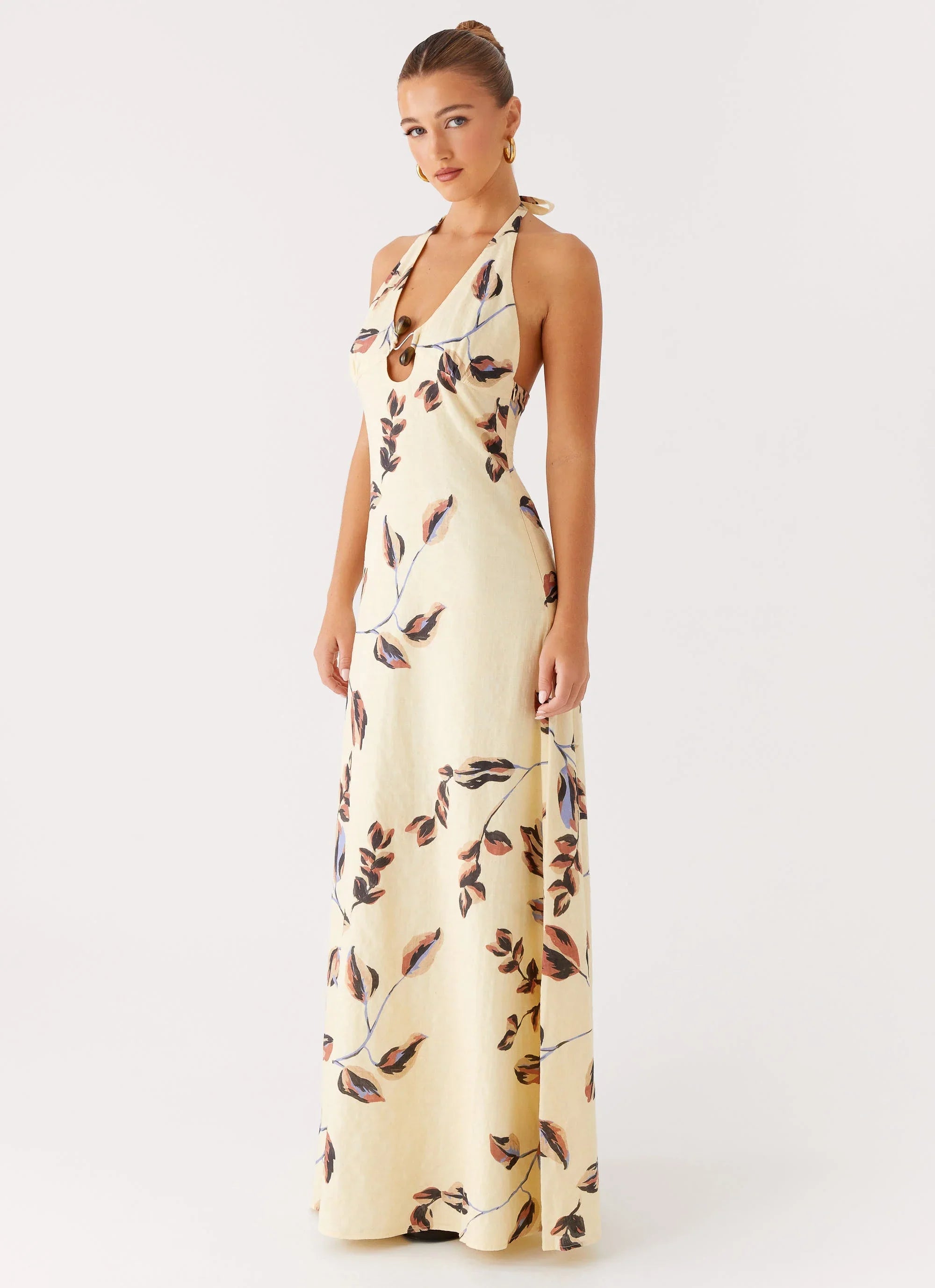 Robe longue à col licou Elvina - Délice de beurre frais