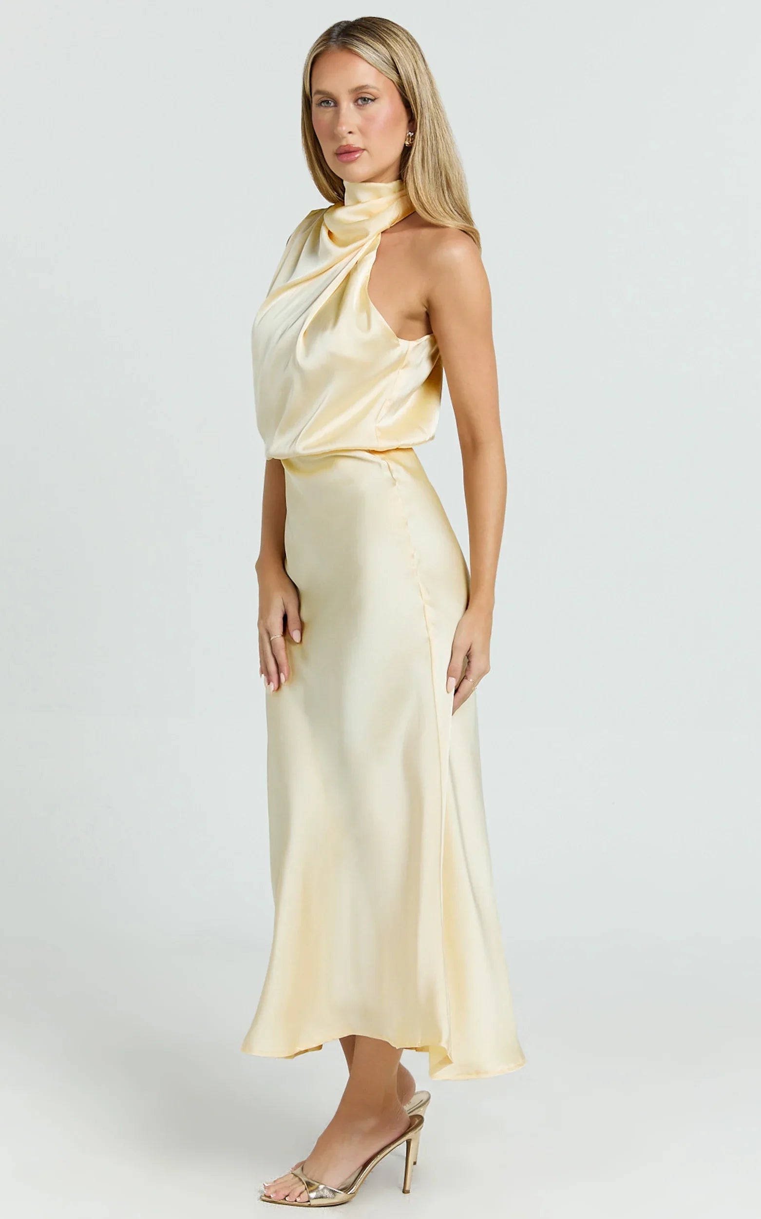 Robe Minnie Midi - Robe nuisette en satin à col drapé jaune beurre