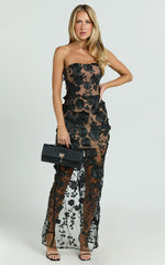 Robe longue Sienna - Robe colonne bustier noire à fleurs 3D