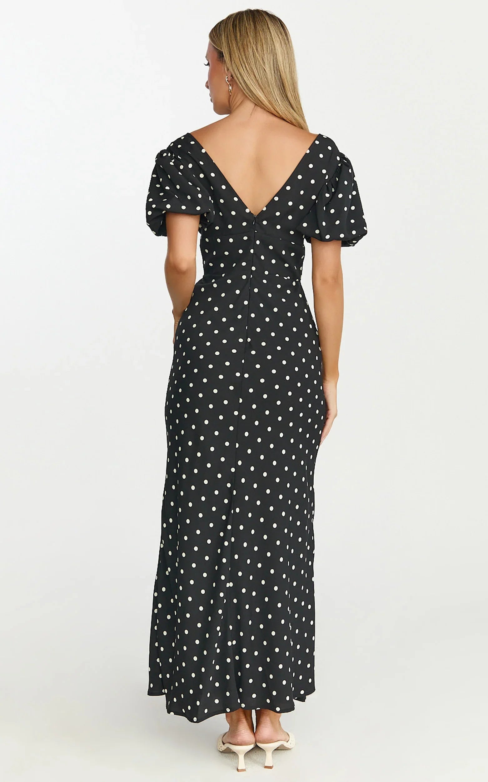 Robe Midi Elise - Robe à Manches Bouffantes et Col en V à Pois Noirs
