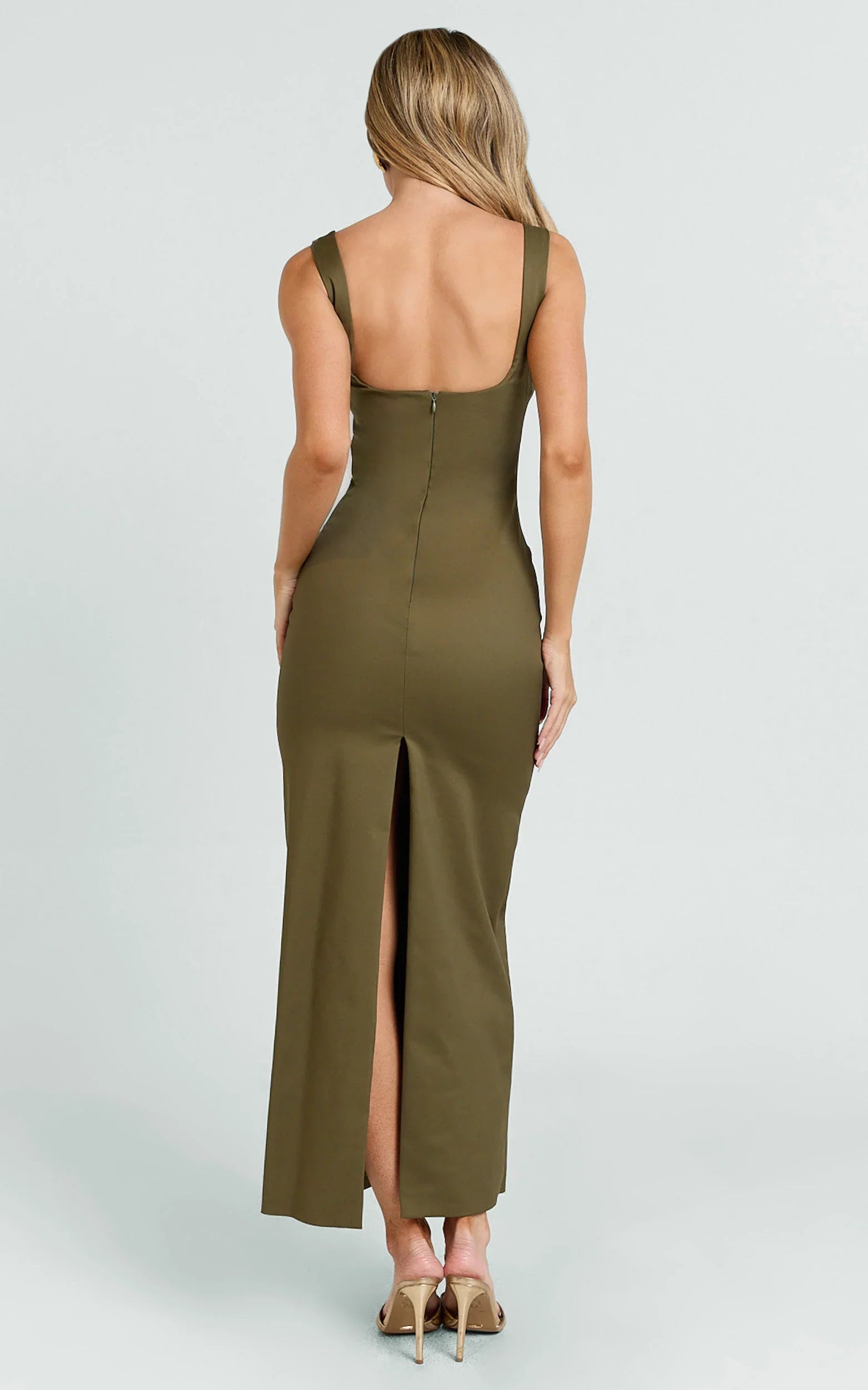 Robe Midi Benita - Robe ajustée froncée à col rond en vert olive